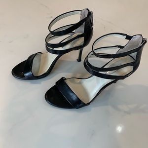 BCBG Strappy Heeled Sandal Sz 7